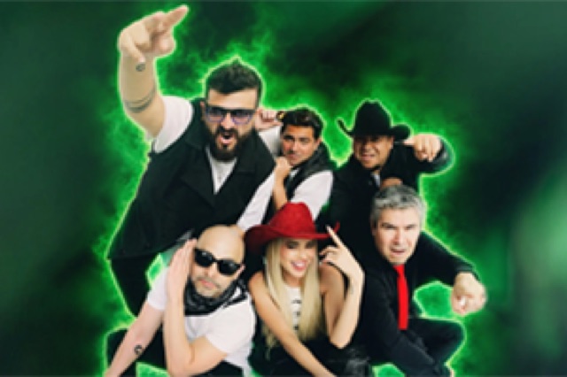 Official artwork for La Casetera